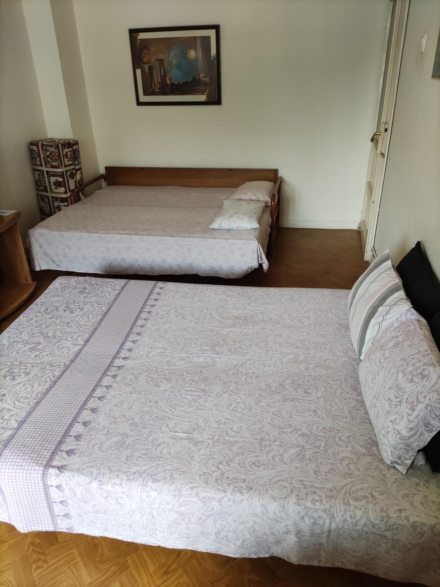 Apartment Practical Close To The Centre