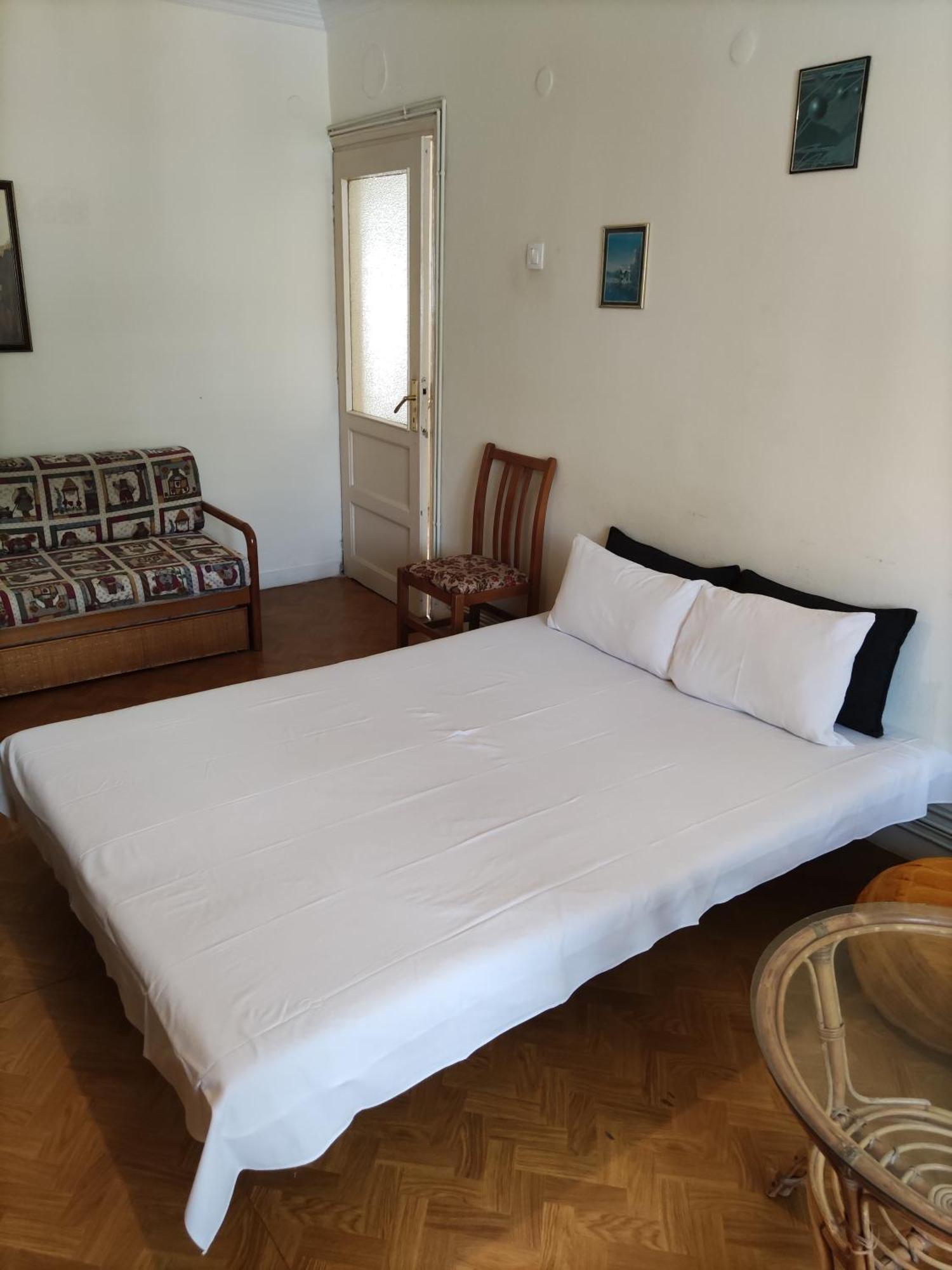 Practical Close To The Centre Apartment *